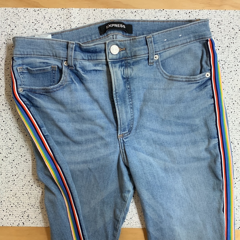 Customized Express Faded Stretch+ High-rise Ankle Legging Rainbow Detail 🌈
